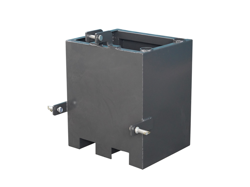 Обеспечьте устойчивость и безопасность вашего трактора с помощью балластного ящика T-BLSTB25